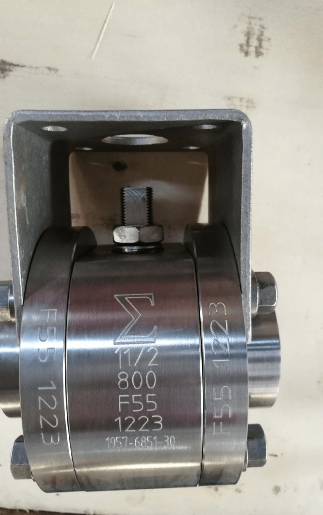Ball valve Super Duplex A182 F55 UNS S32760 body ball PTFE seats NPT ends bare stem ISO 5211 actuator mounting flange
